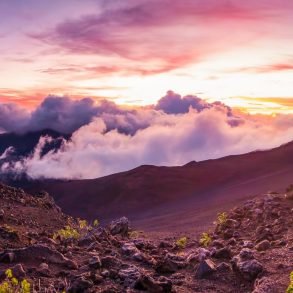 First light on a summit on Haleakala | Maui Volcano Tour