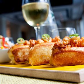 Lobster rolls gourmet | Places to Eat on Maui