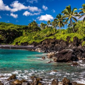 Waianapapa State Park View | 100 Things to do on Maui
