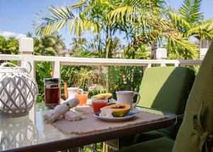 Maui breakfast on an outdoor Lanai